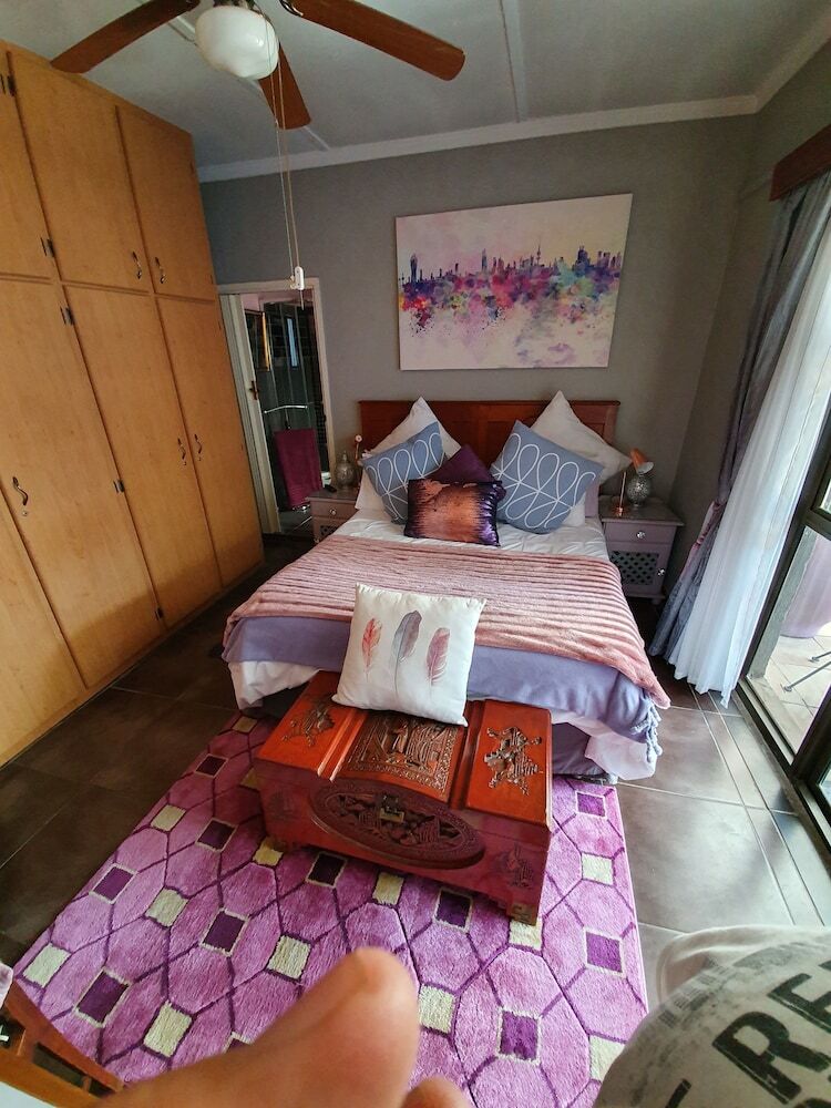 Hotel 51 On Church Guesthouse