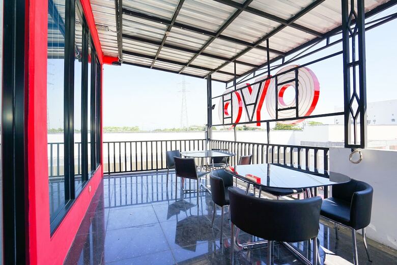 Hotel Oyo 877 Bypass Town Square