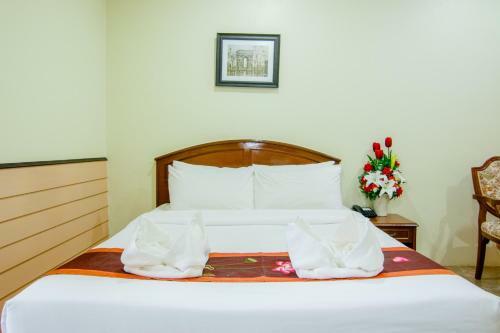 Hotel Golden Land Resort