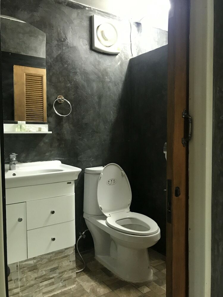 Hostal Rai Phusaitran