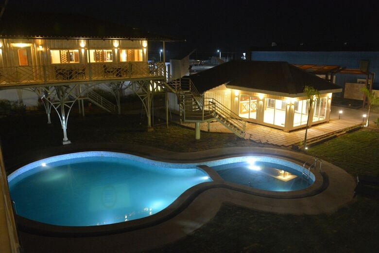 Hotel Kiri Container Resort
