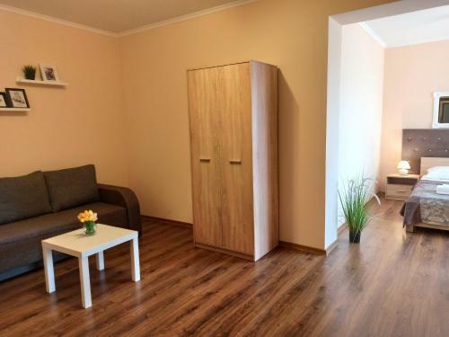 Lux Two Room Apartments On Belayeva 5