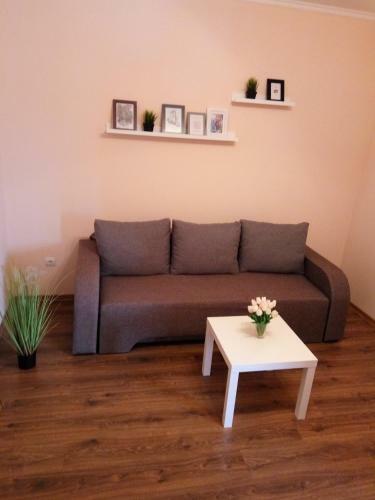 Lux Two Room Apartments On Belayeva 5
