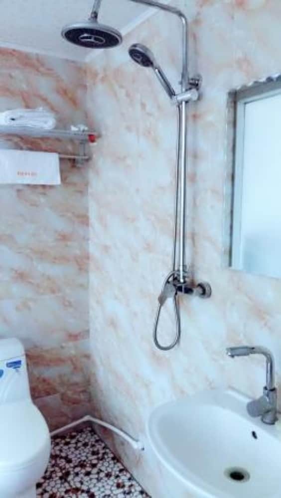 Posada Jiacheng Business Hotel