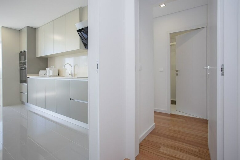Liiiving - Luxury River View Apartments