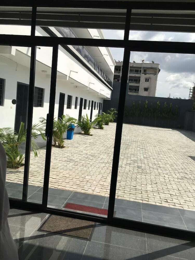 Aparthotel Karmen Residence Hotel