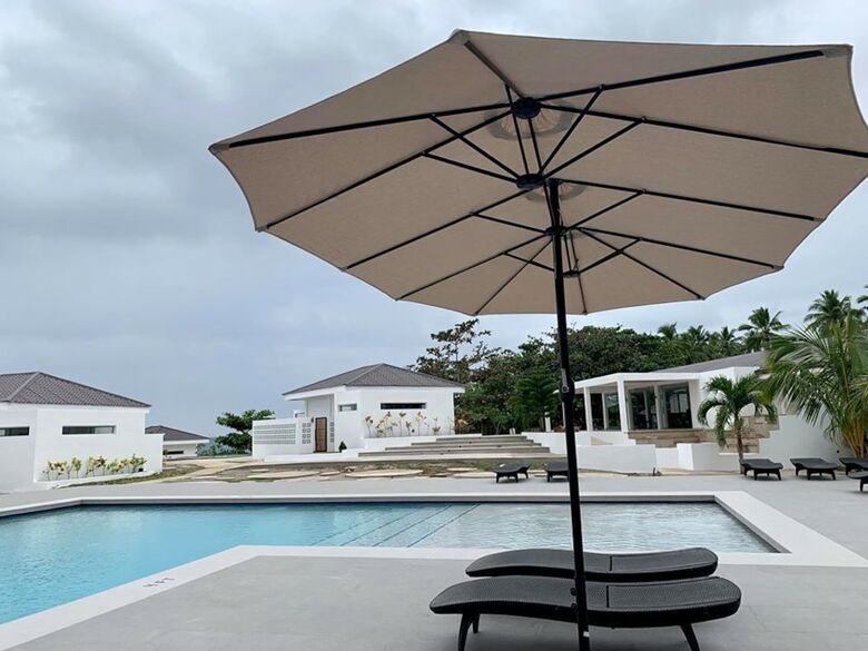 Hotel Cebu R Resort Tabuelan