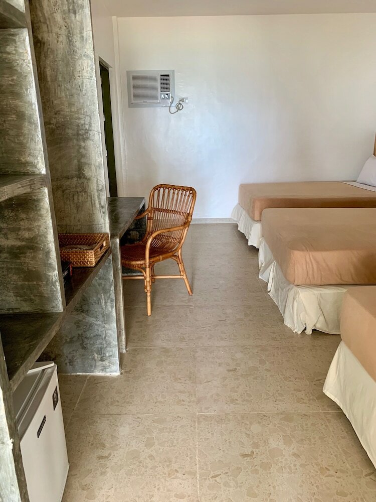 Hotel Cebu R Resort Tabuelan
