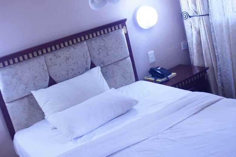 Bed & Breakfast Golden Pillow Lodge Monze