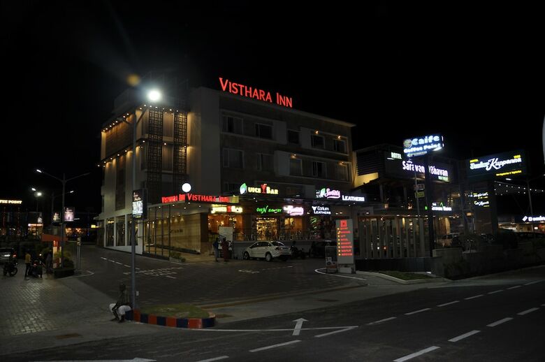 Hotel Visthara Inn