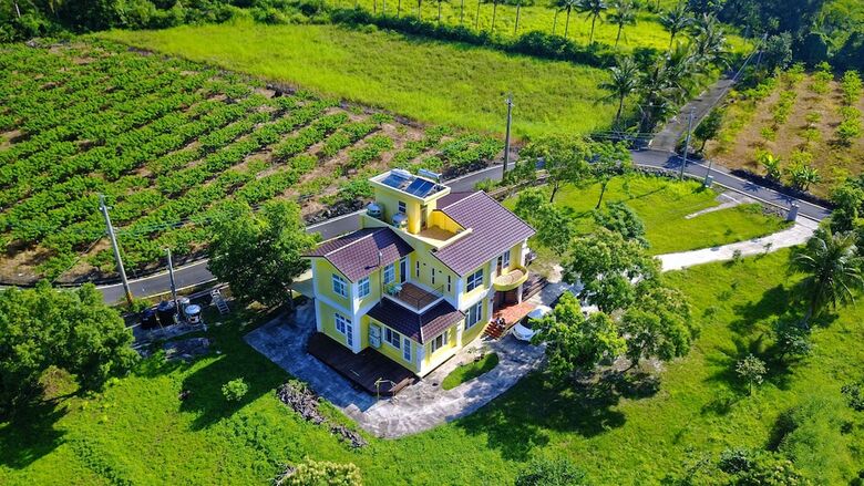 Bed & Breakfast Straybirds Bnb