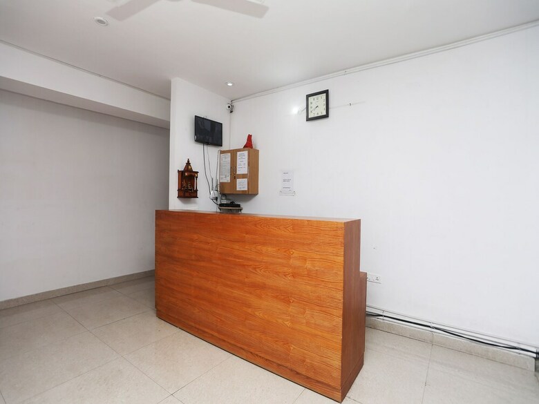 Oyo 18347 Hotel Mountain Inn