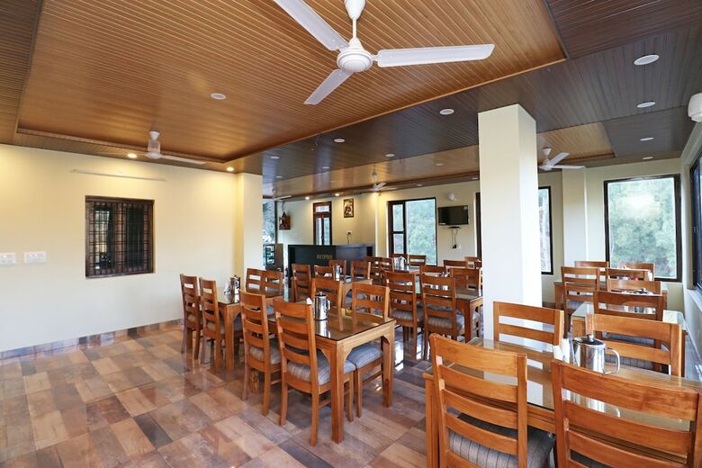 Hotel Oyo 26757 Md's Residence