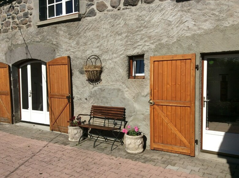 Hotel Chambre D'h�tes Grange de La Bastide