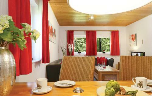 Two-bedroom Apartment In Thalfang