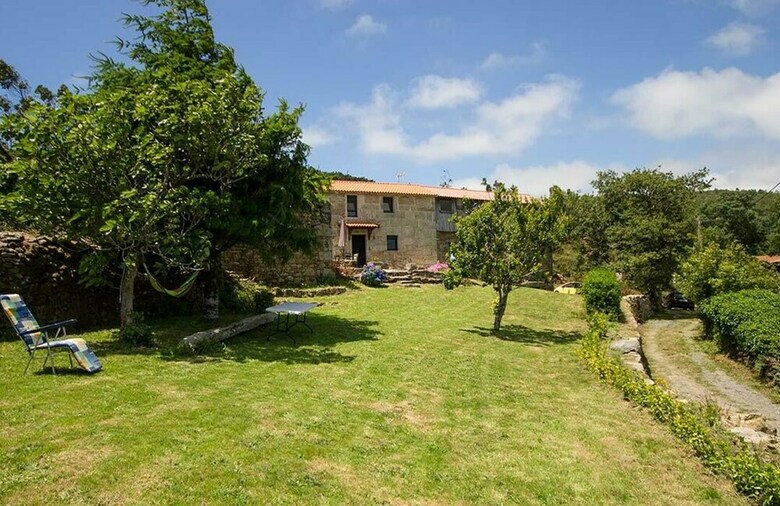 107556 - House In Mazaricos