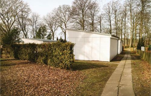 One-bedroom Holiday Home In Klein Stromkendorf