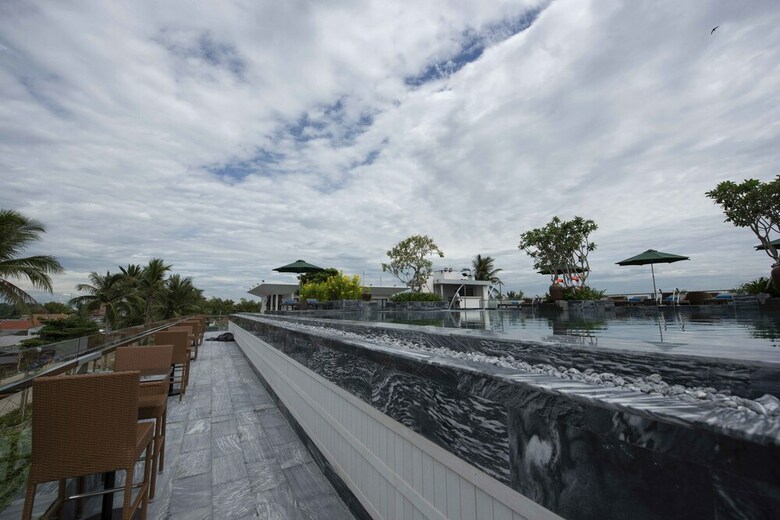 Hotel Cocoland River Beach Resort & Spa