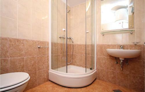 Two-bedroom Apartment In Bilice