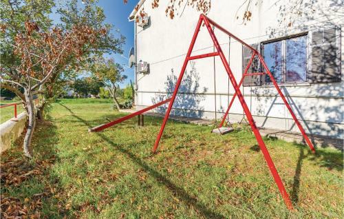 One-bedroom Apartment In Divsici