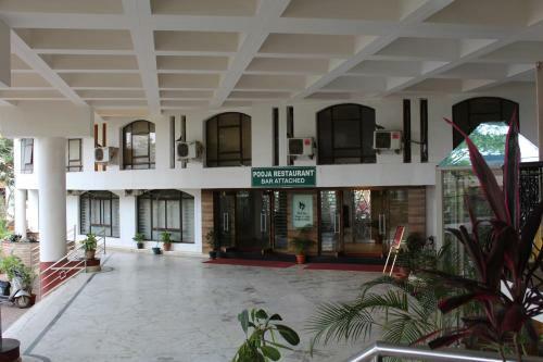 Hotel Pooja International