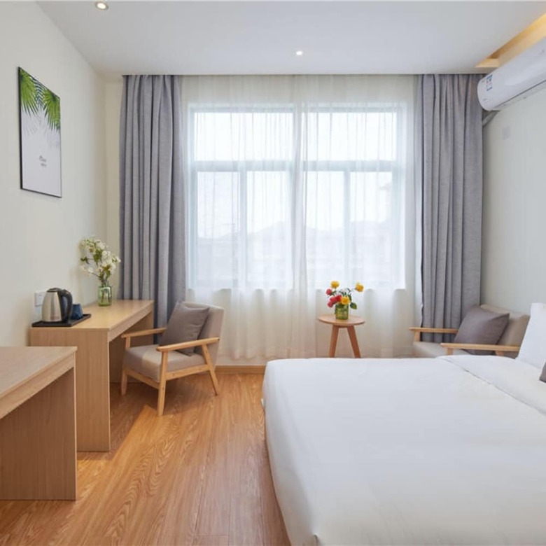 Floral Hotel Xiangfengling