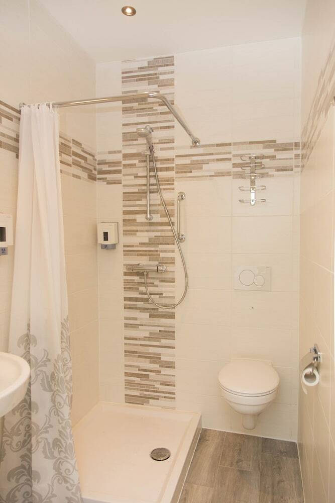 Hotel Bristol International
