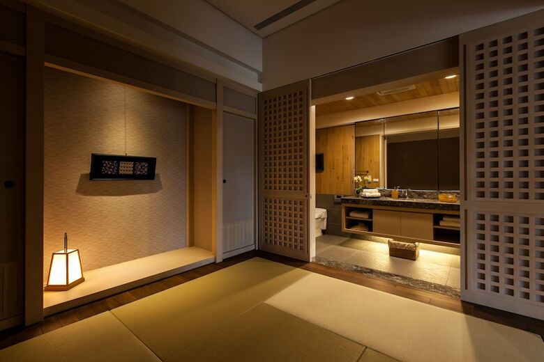 Hotel Aoka Gyoen