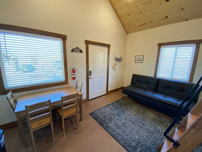Cabana Gooseberry Lodges