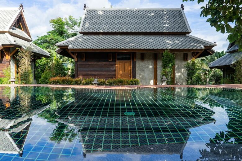 Hotel Ruean Racha Resort