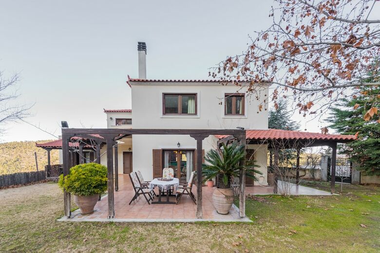 Gerania Villa