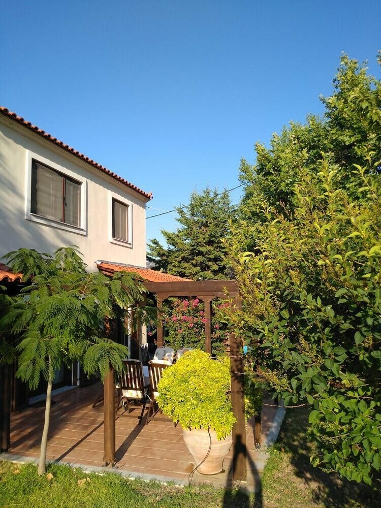 Gerania Villa