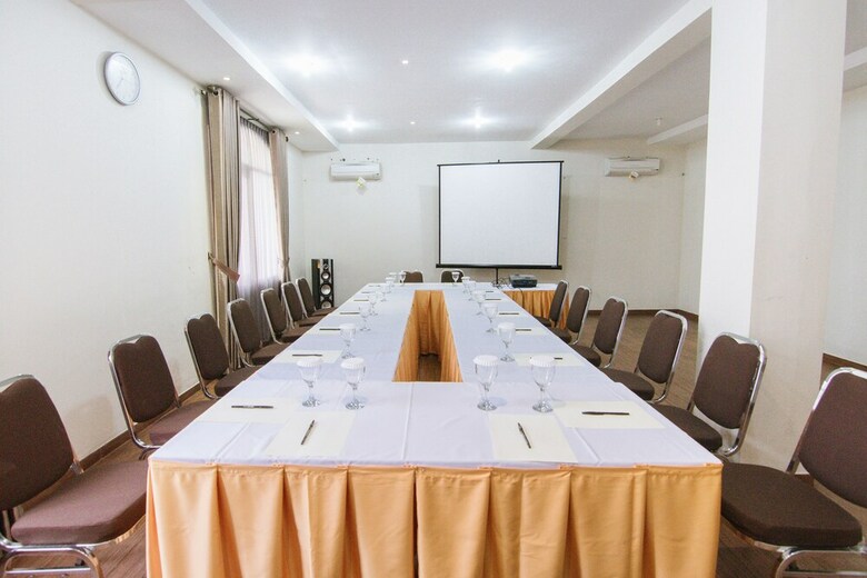 Hotel Sevilla Resort Magelang