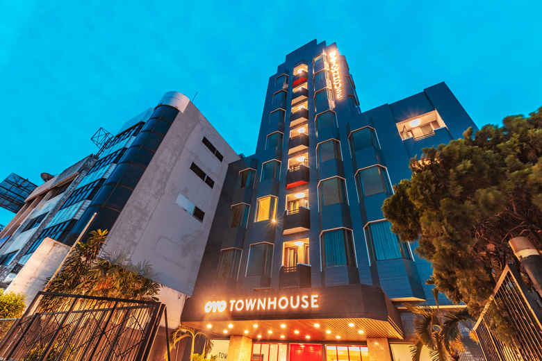 Oyo Townhouse 2 Hotel Gunung Sahari