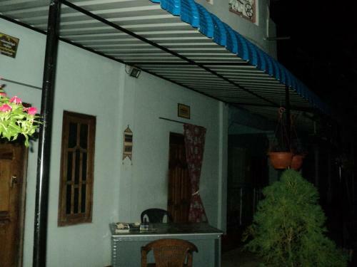 Hostal Simla Inn