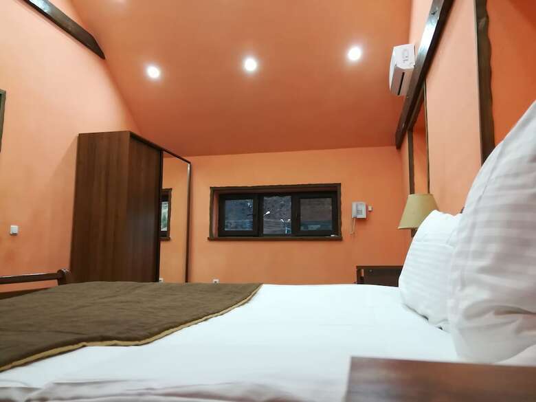 Hostal Art Garden Hostel And Tours
