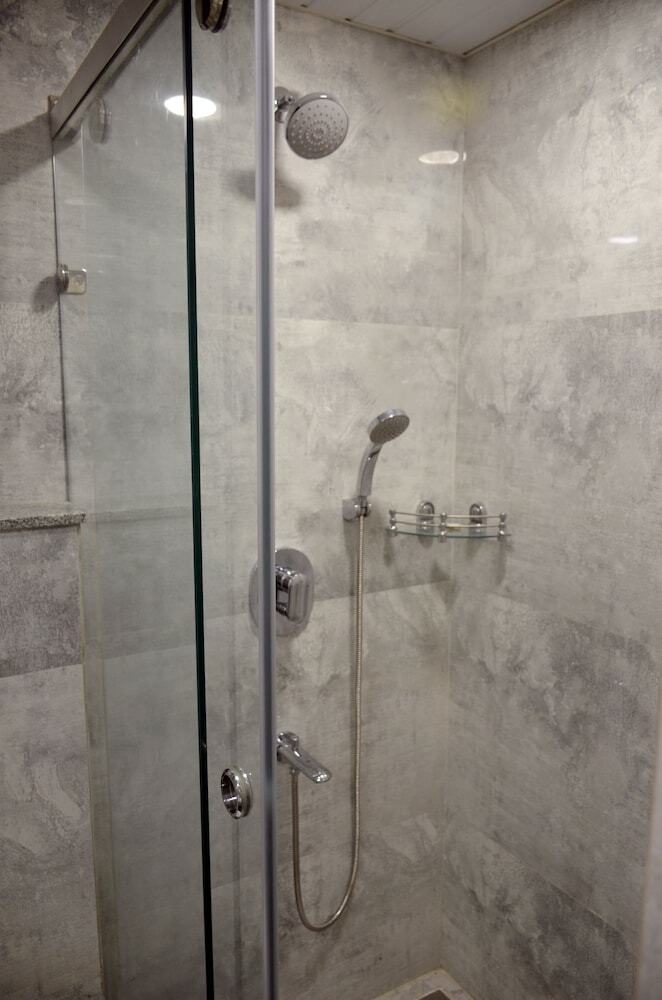 Hotel Radiance
