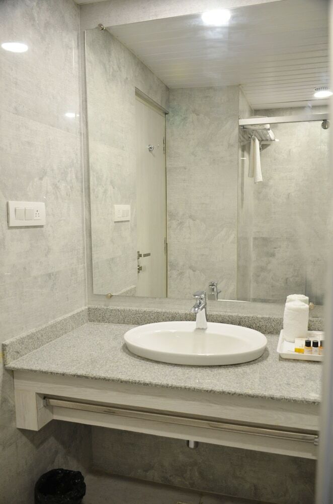 Hotel Radiance
