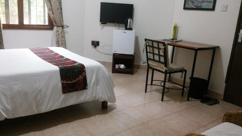 White Castle Hotel Arua