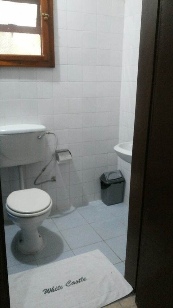 White Castle Hotel Arua