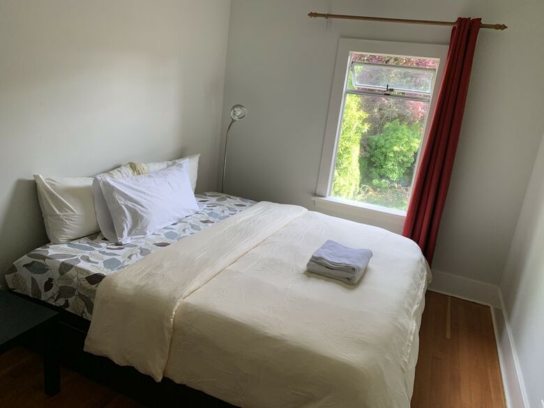 Hotel West Point Grey Guest House  Ubc