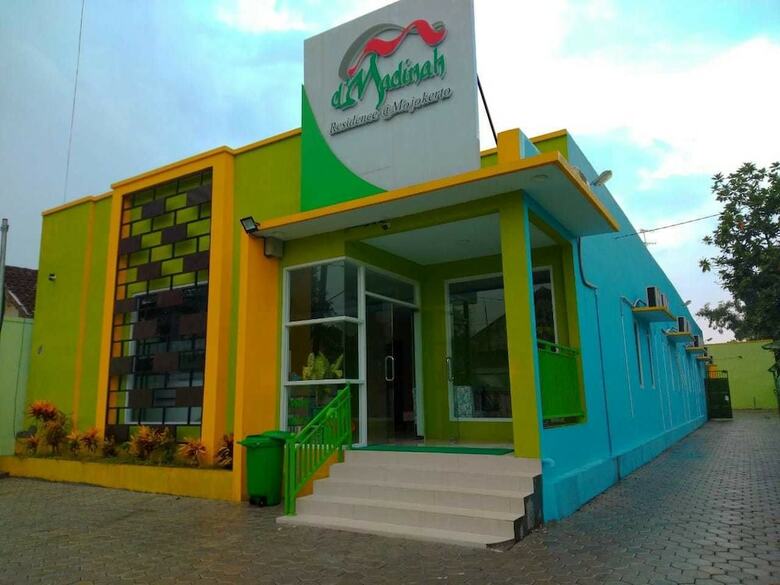 Hotel D'madinah Residence Mojokerto