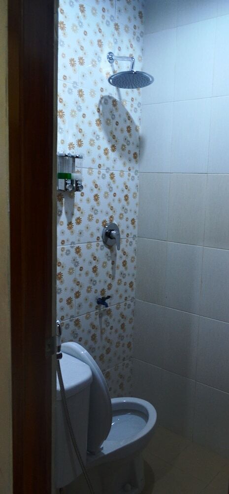 Hotel D'madinah Residence Mojokerto