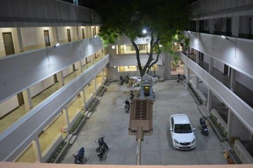 Hotel Sownthariyam