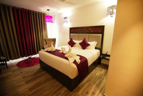 Visakka's The Amethyst Hotel