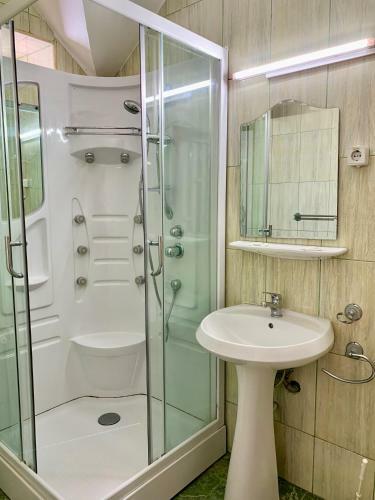 Hostal Pensiunea Smarandita