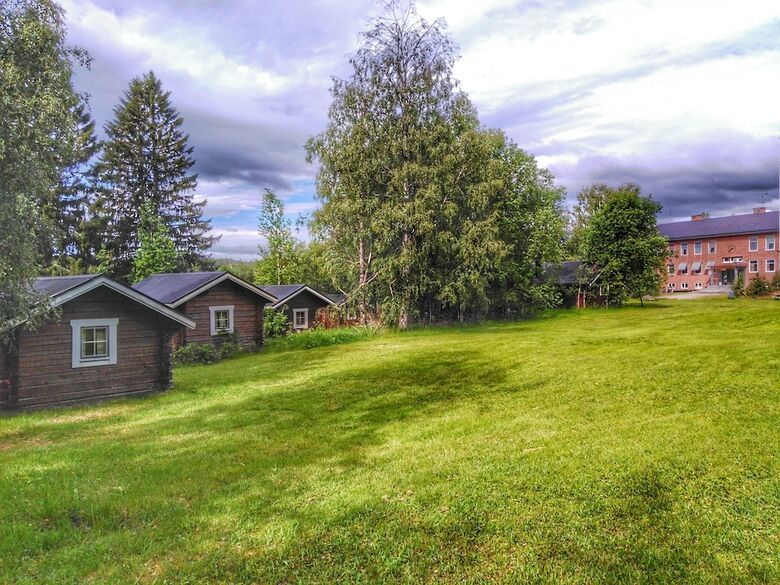 Hostal Gillhov   Camping And  B&B