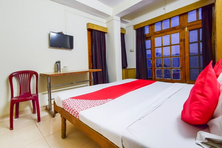 Hotel Oyo 29251 The Roam Way