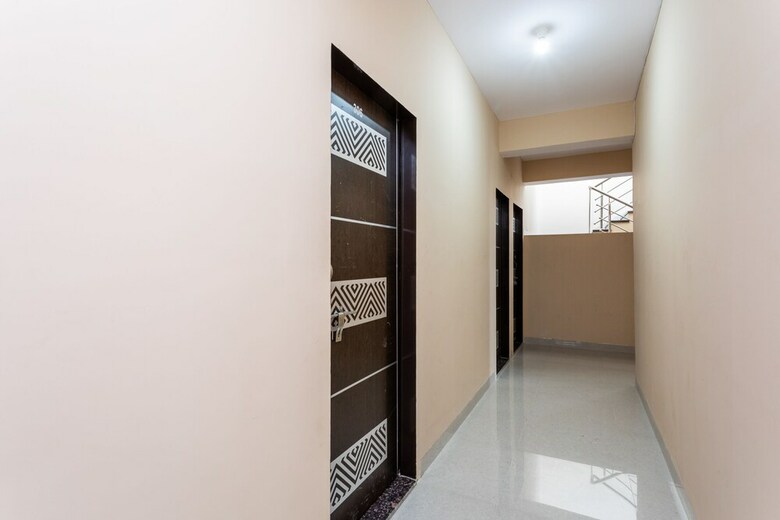 Hotel Oyo 36243 Mishthi Palace