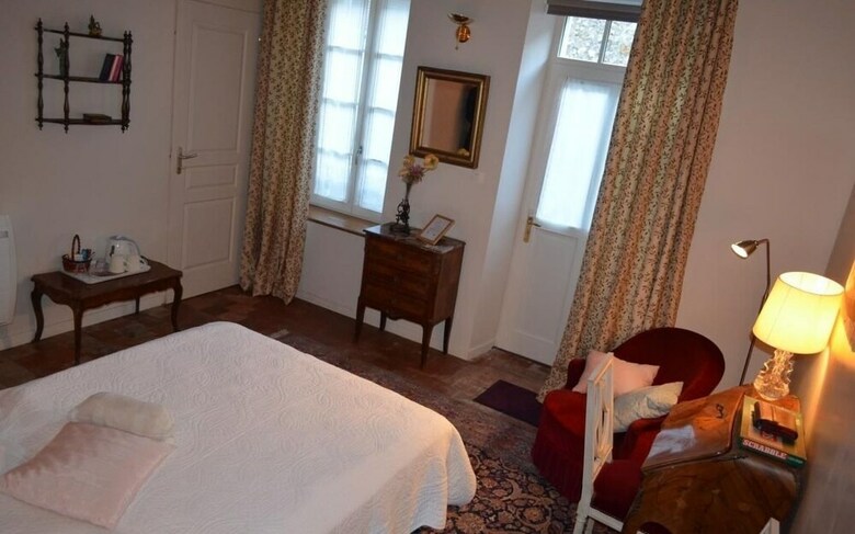 Les Logis Du Plat D'etain By G�tes de France